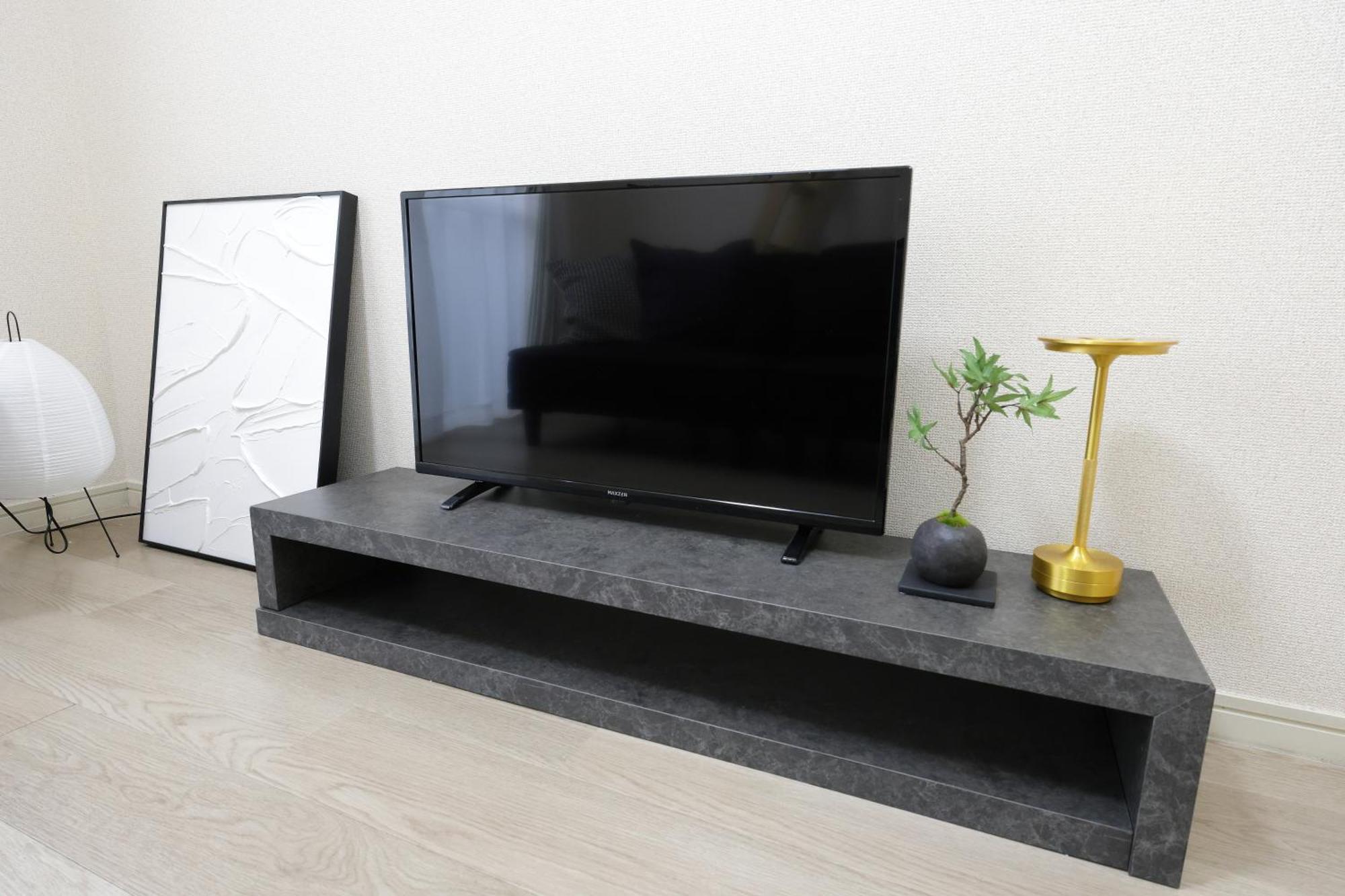 Apartment メゾンファミール成瀬 *