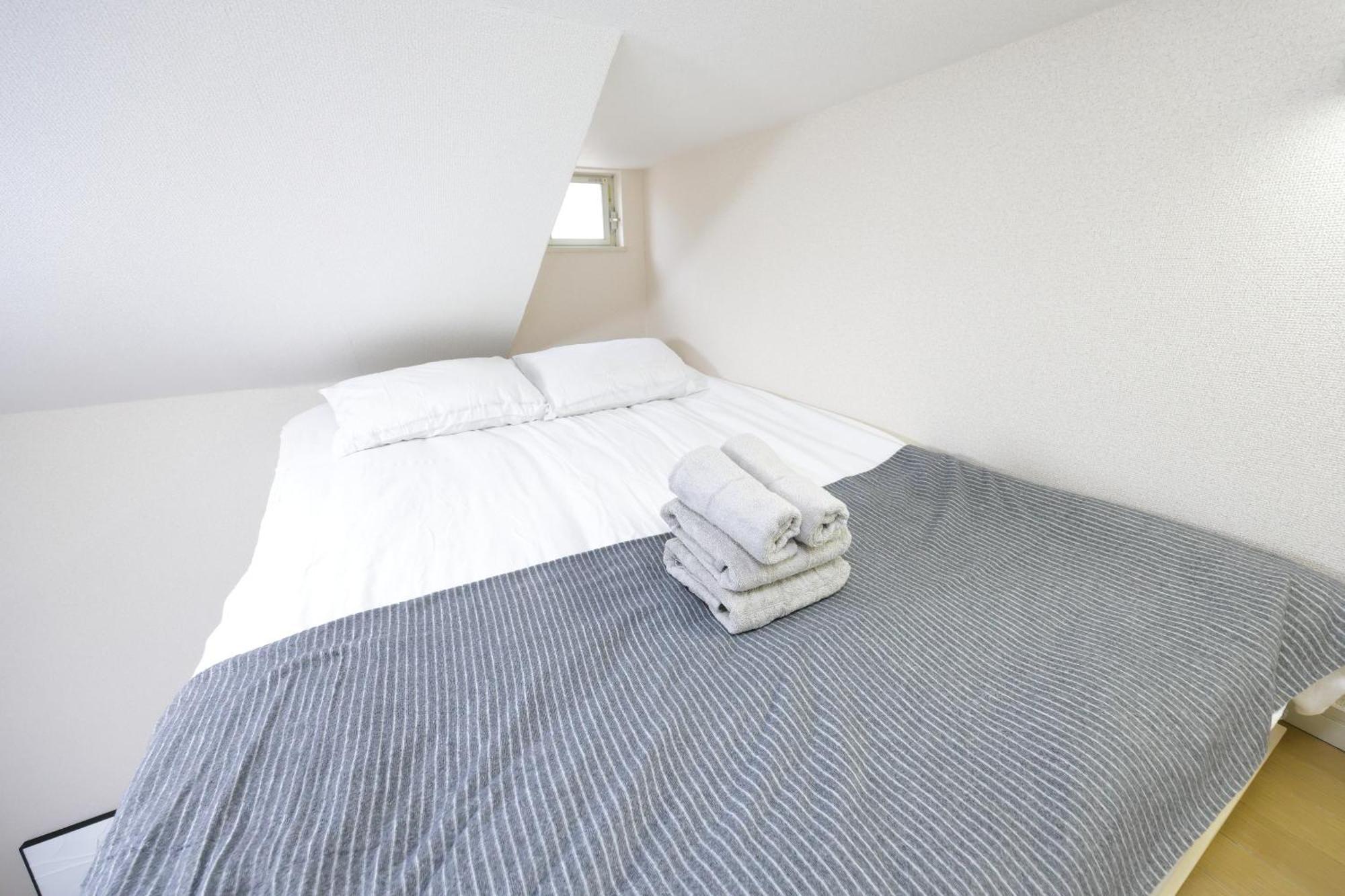 Apartment メゾンファミール成瀬 *
